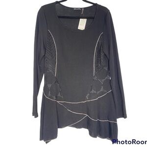 NWT GABY & EDEN LAYERED LONG SLEEVE PATTERN BLACK TOP SIZE LARGE